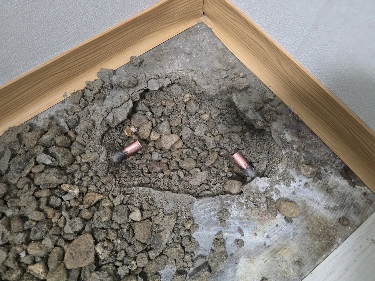 천장누수 원인 배관, 마포구 상수동 다가구주택 바닥 개방 후 동관